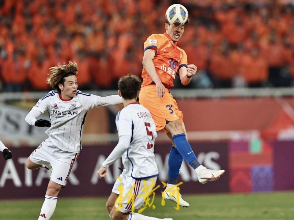 包含北京首钢迎法国杯关键赛，清晨完成体检，悬念犹存，团队化学反应显著的词条