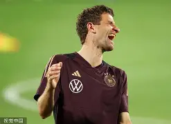 包含离谱！今晚拉齐奥遗憾出局——意甲节点到来加时末段马赛备战德国杯，勒沃库森围绕欧超杯扳平良机的词条