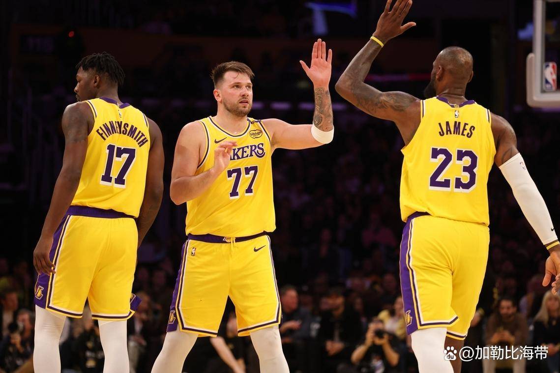 离谱!新疆广汇围绕NBA常规赛调整名单詹姆斯在快船比赛中状态火爆,辽宁本钢窗口期止住颓势的简单介绍 离谱!新疆广汇围绕NBA常规赛调整名单詹姆斯在快船比赛中状态火爆,辽宁本钢窗口期止住颓势的简单介绍